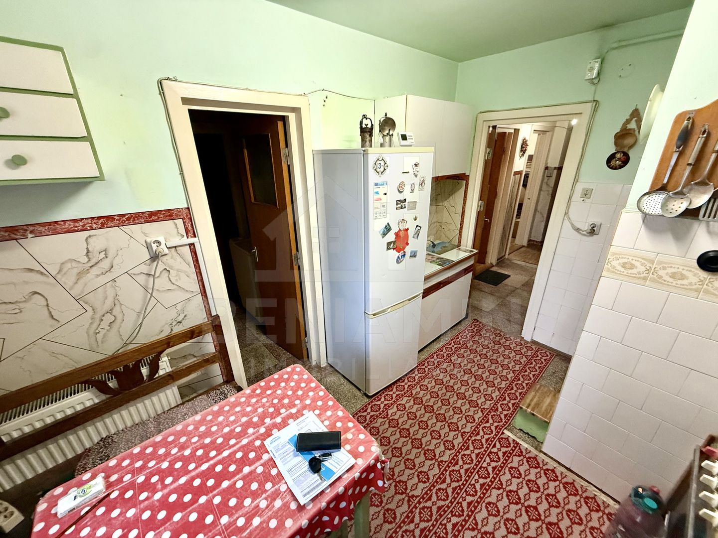 3 decomandate - parter - 65mp - centrala - gol - Scriitorilor - Poză 2