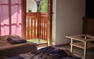 Garsoniera in casa, comuna Cristian,mobilata si utilata. - Poză 4