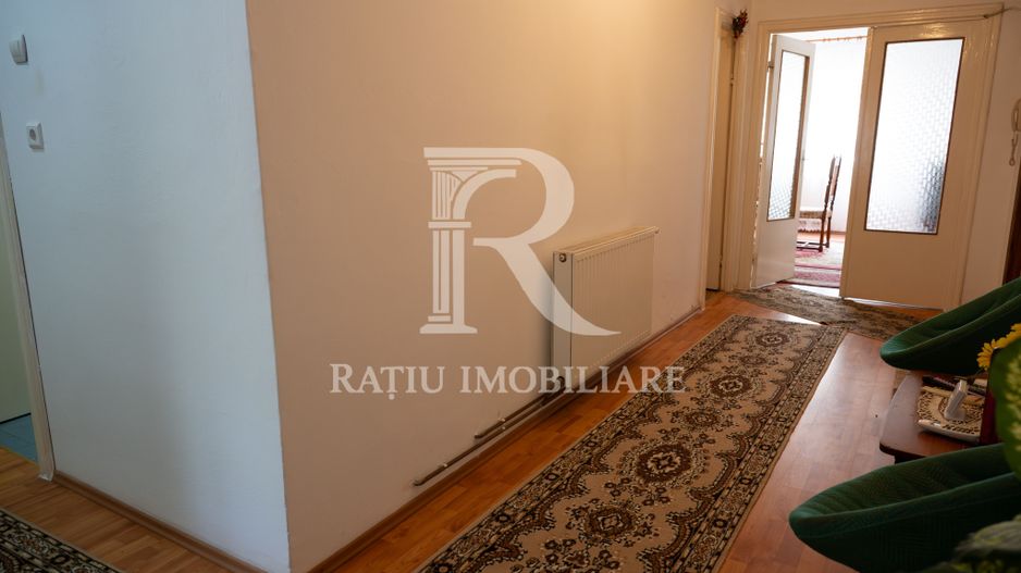 Apartament de colecție în centrul Marghitei | 4 camere | Garaj inclus - Poză 29
