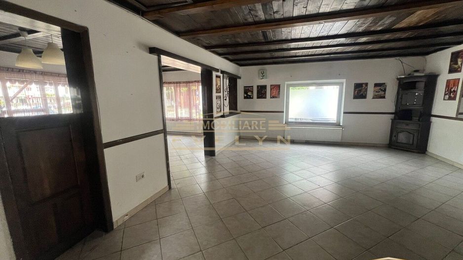 Spatiu comercial cu terasa , zona Stadion - Poză 2