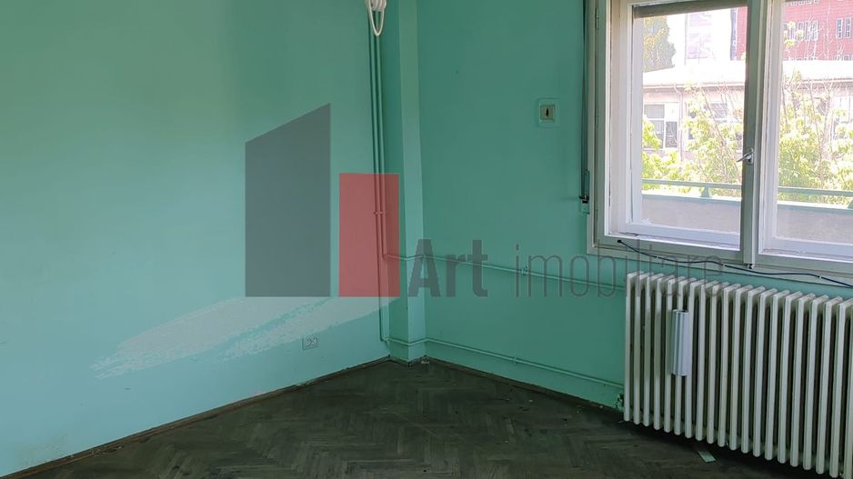 Apartament 3 camere + camera supliemntara, garaj si boxa Cotroceni - Poză 4