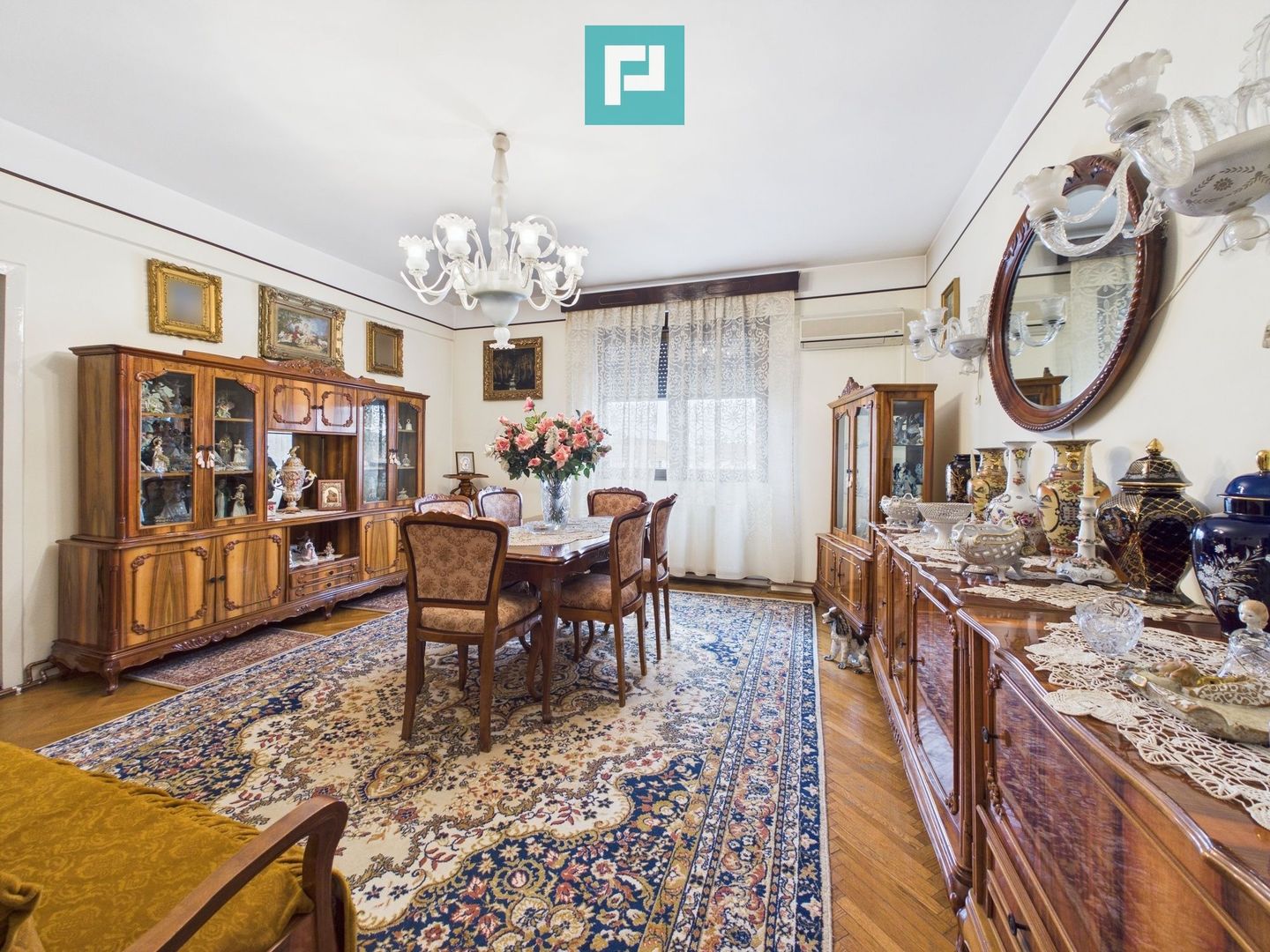 Apartament unic cu 4 camere în Centrul Aradului - Poză 17