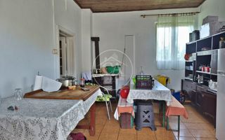 Casa de vânzare cu 7 camere de tip P+M in Sanmartin, Bihor - Poză 27