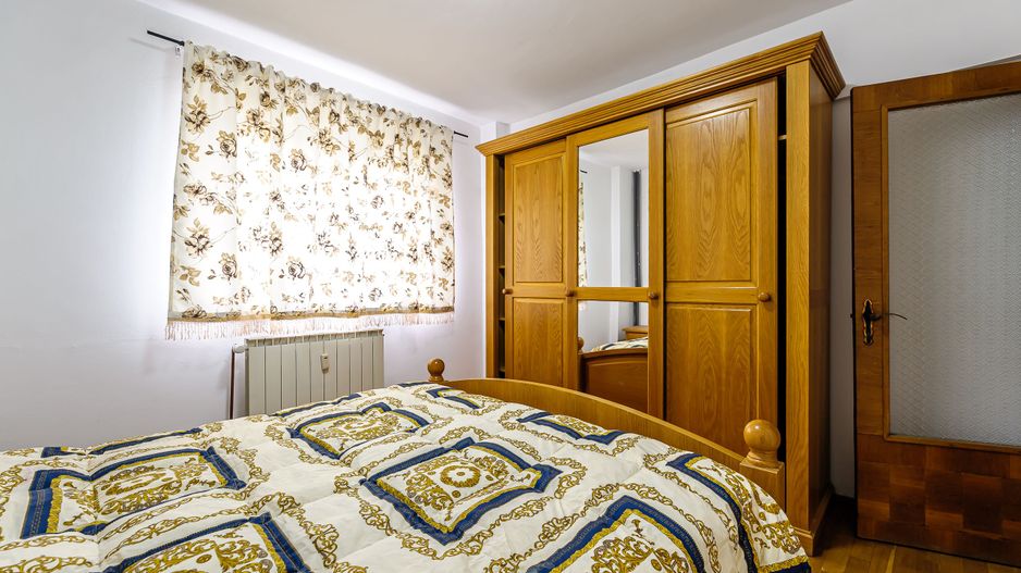 Apartament decomandat zona UTA - Poză 5