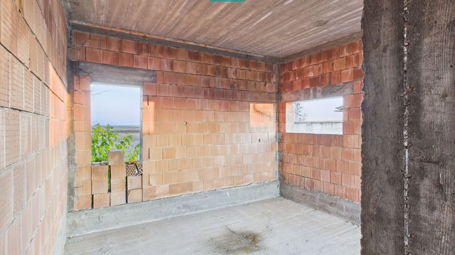 Proprietate impresionantă între Curtici și Macea - Poză 11