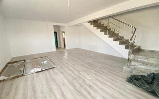 Vand duplex P+E 120mp 3 bai 4 dormitoare Mosnita Noua - Poză 2