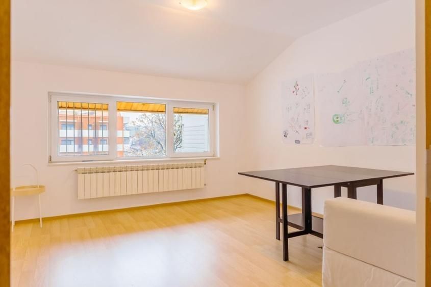 Vilă 15 camere | Piața Victoriei | Ideală clinică, after-school, birouri | Garaj - Poză 3