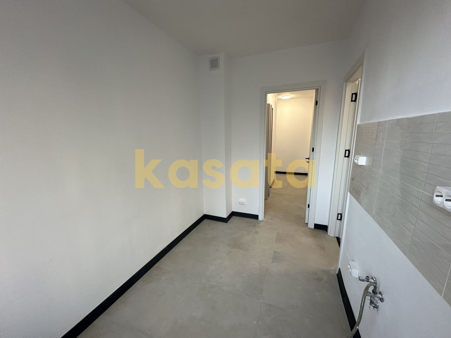 2 Camere | Etaj Intermediar | Renovare 2025 | Instalatii Noi - Poză 14