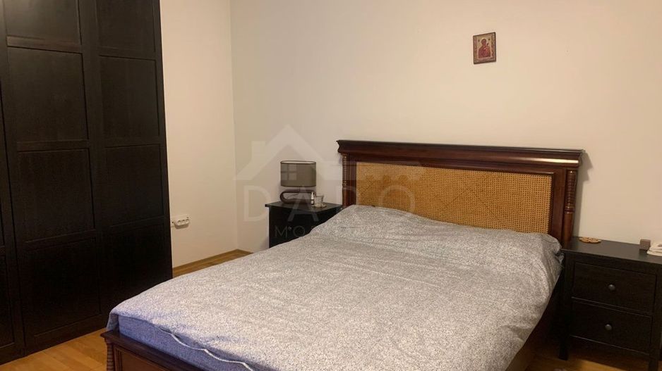 Se inchiriaza casa 3 dormitoare, living, dining, garaj Str Muntenia - Poză 4