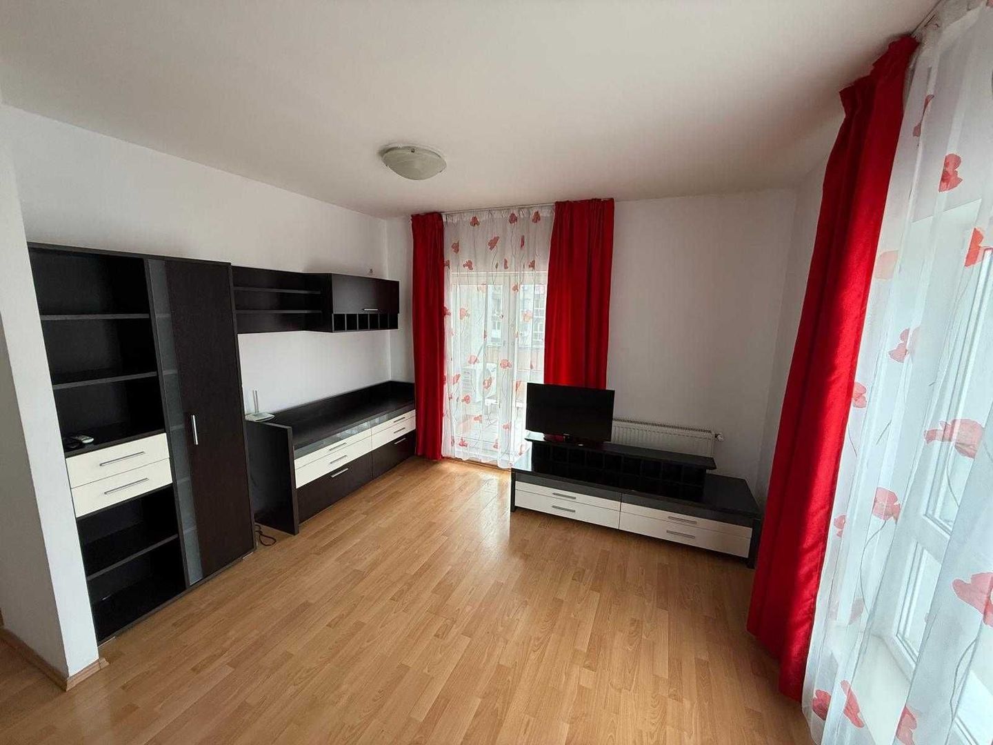 Apartament 2 camere complet, Ozana Titan - Poză 1