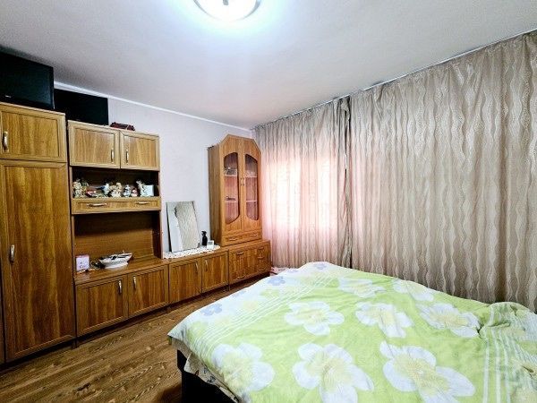 De inchiriat apartament 1 camera decomandat - zona Ifr - Poză 2