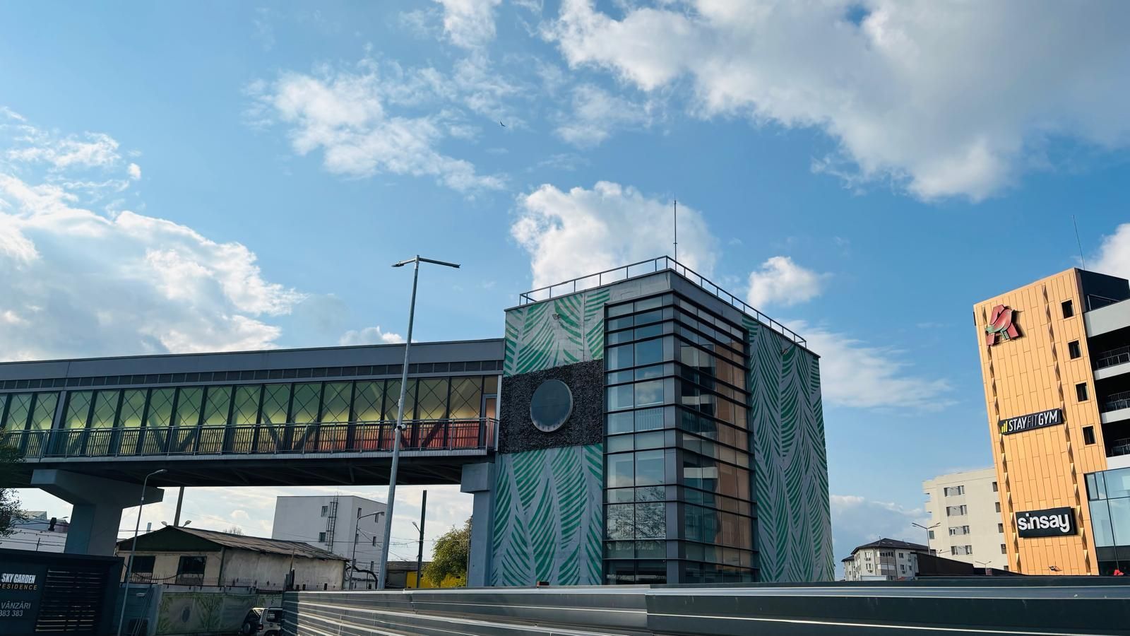 Apartament tip studio metrou + parcare - Poză 2