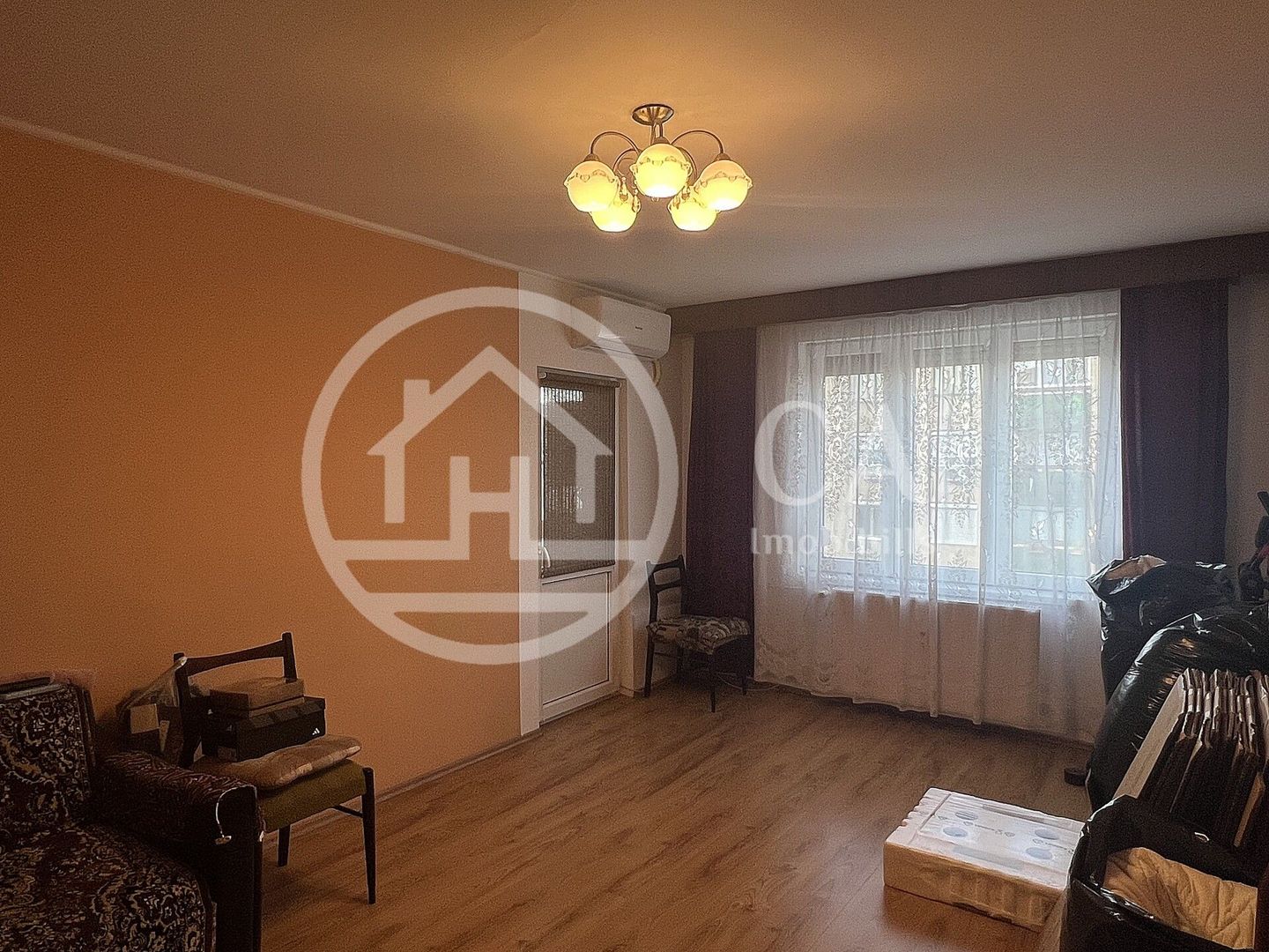 Apartament cu 4 camere de vanzare in Rogerius Oradea - Poză 7
