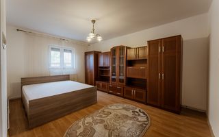 Casă cu 2 camere în Bujac - Poză 1
