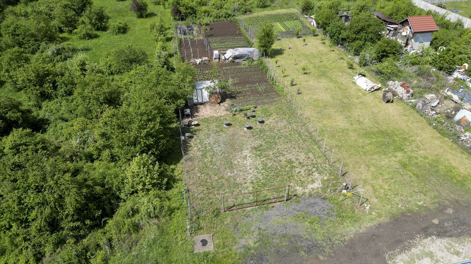 Teren intravilan în Grădiște, 906 mp - Poză 2