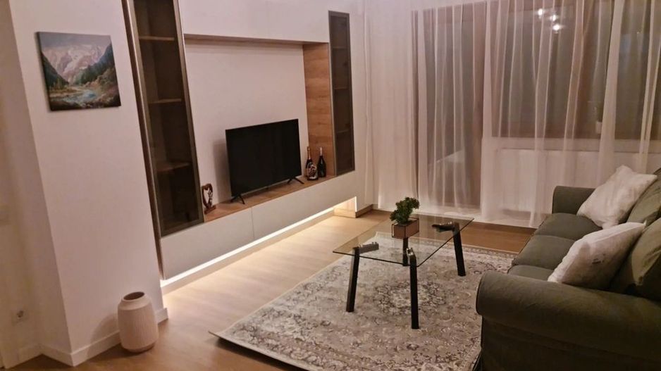 De închiriat apartament 2 camere Apărătorii Patriei - Poză 2