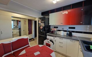 Liber, mobilat modern, apartament 3 camere, Tatarasi Posta, etaj 3/4 - Poză 2