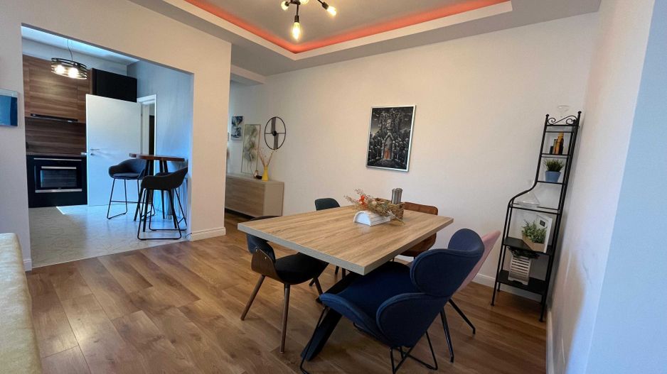 Apartament  3 camere de inchiriat - Aviatiei +parcare privata - Poză 1