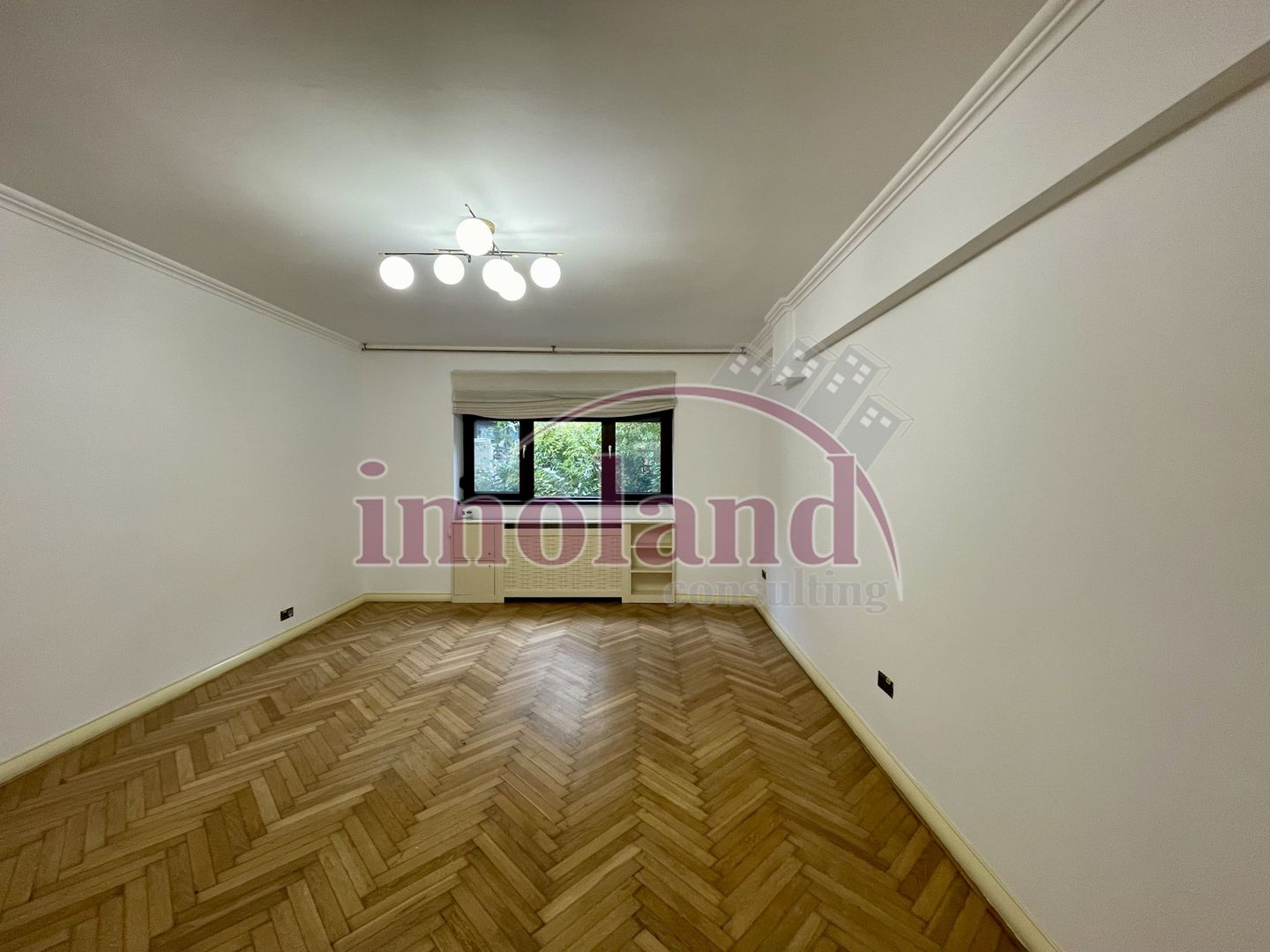 Inchiriere garsoniera 37 mp in vila | ideal business | Primaverii - Poză 2