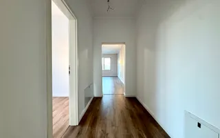 Duplex modern cu grădină, la intrare în Moșnița Nouă - Poză 11