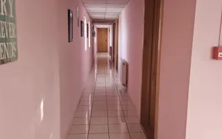 Pensiune 10 camere cu restaurant // Moieciu de Jos - Poză 39