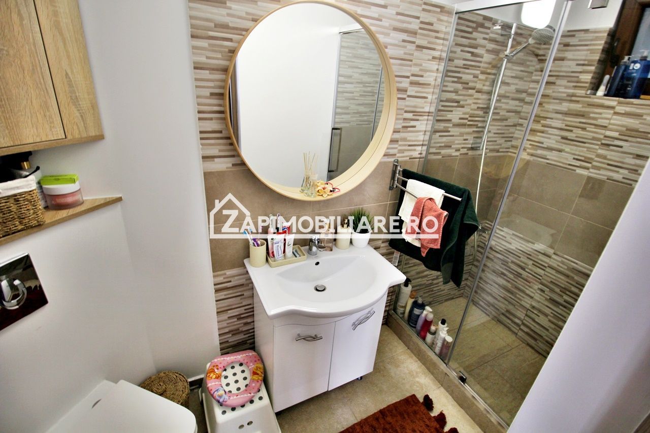 Casa 6 camere, 150mp.utili,527mp teren, zona semicentral - Poză 9