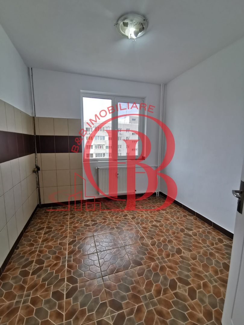 3 camere decomandat la 2 minute de metrou 1 Decembrie 1918 Ozana Titan - Poză 5