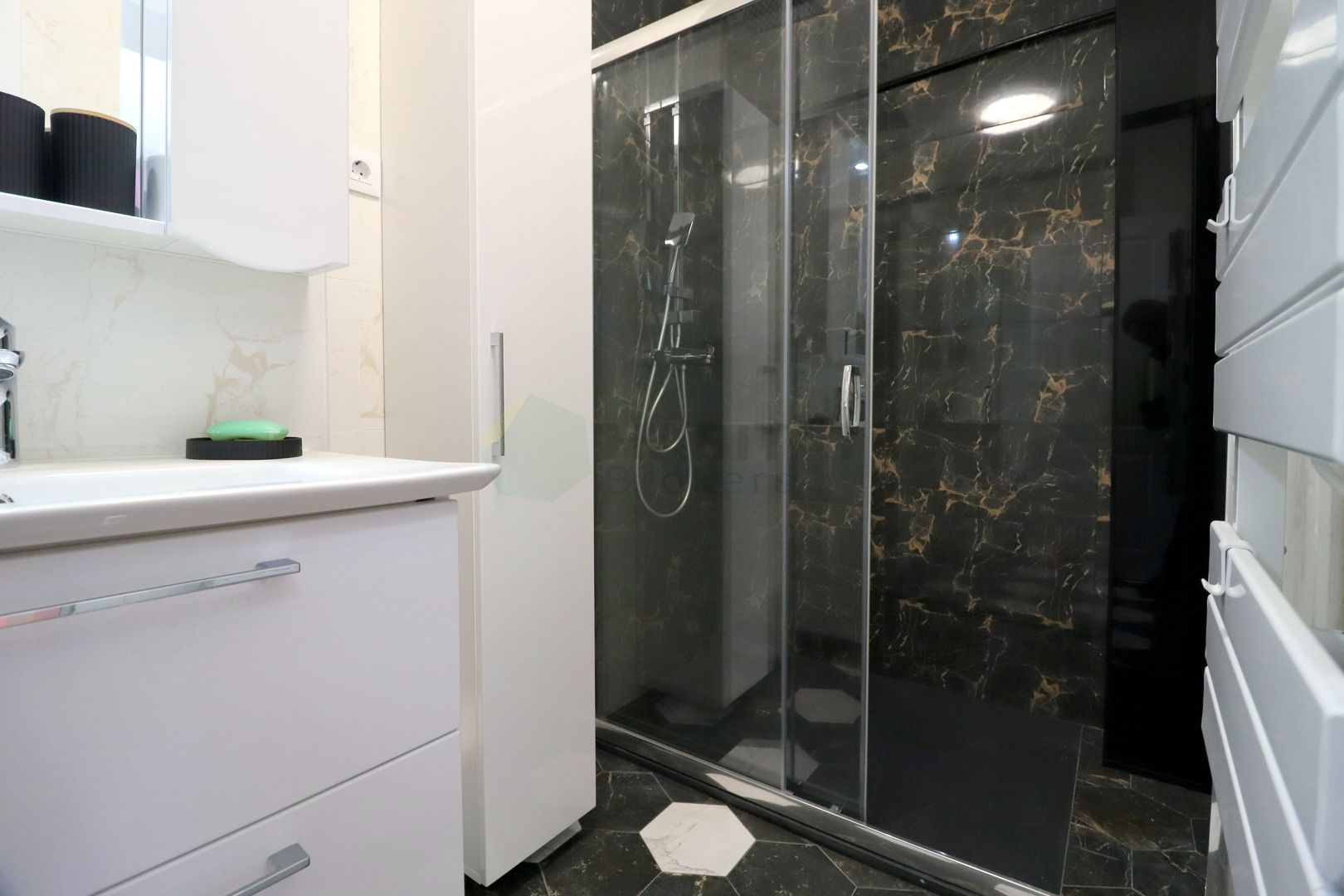 4 Camere (153 mp utili) în Blocul Scala - Poză 12