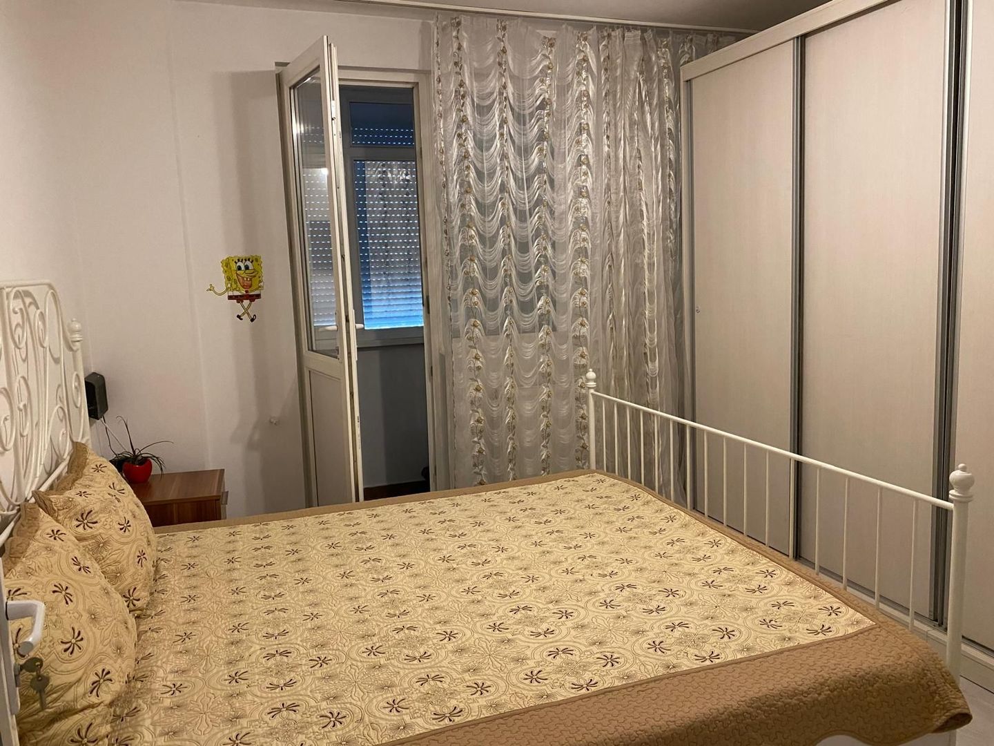 Griviței 2 cam circular, 5/7, mobilat, utilat, centrala proprie - Poză 21