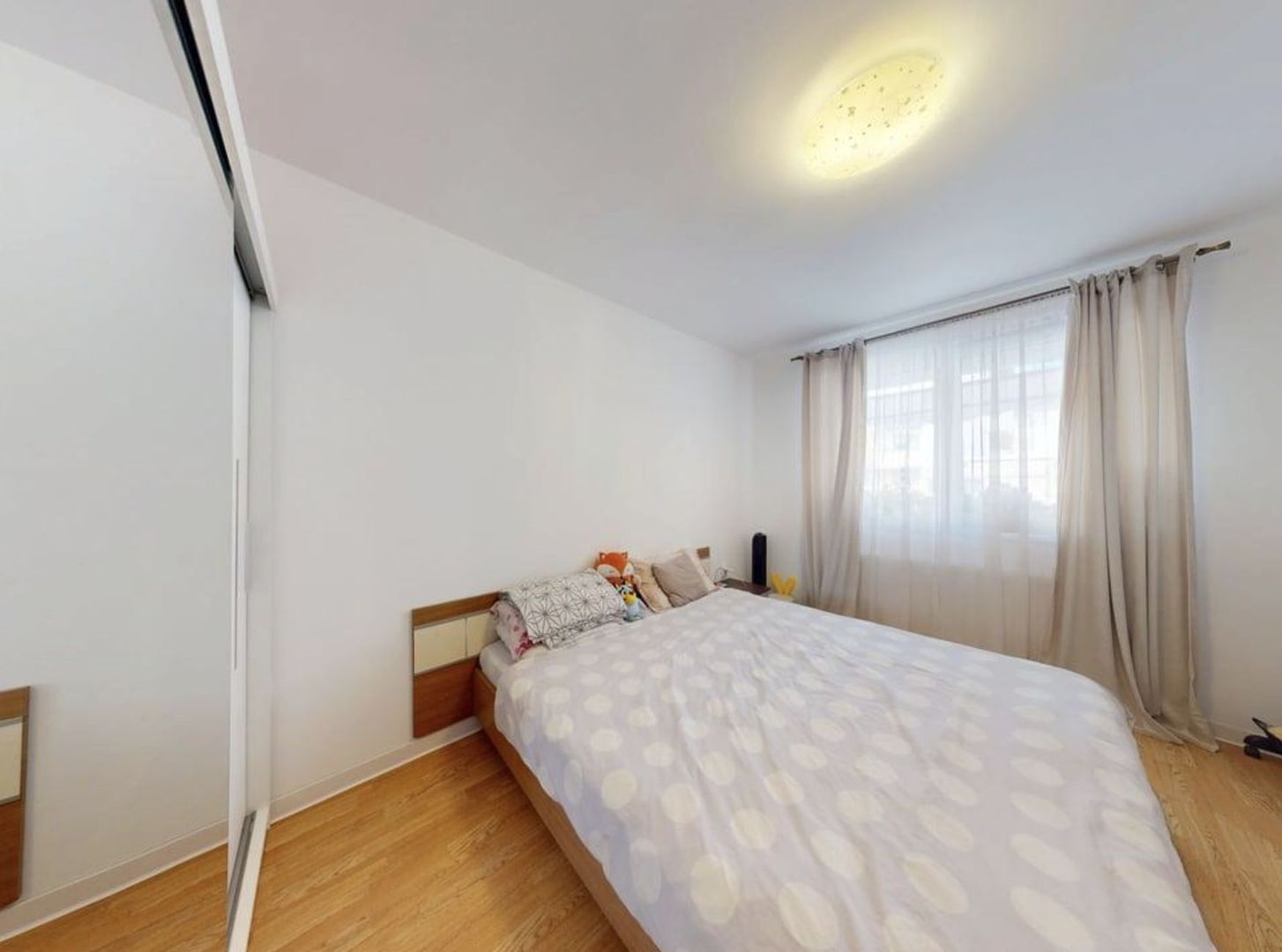 Apartament la cheie, complet renovat, mobilat si utilat complet - Poză 4