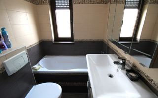 Stadion/Complex Studentesc;3 camere, 2 dormitoare egale, centrala proprie si AC. - Poză 21