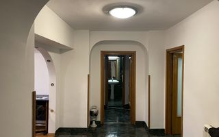 Inchiriere apartament 3 camere - Poză 13