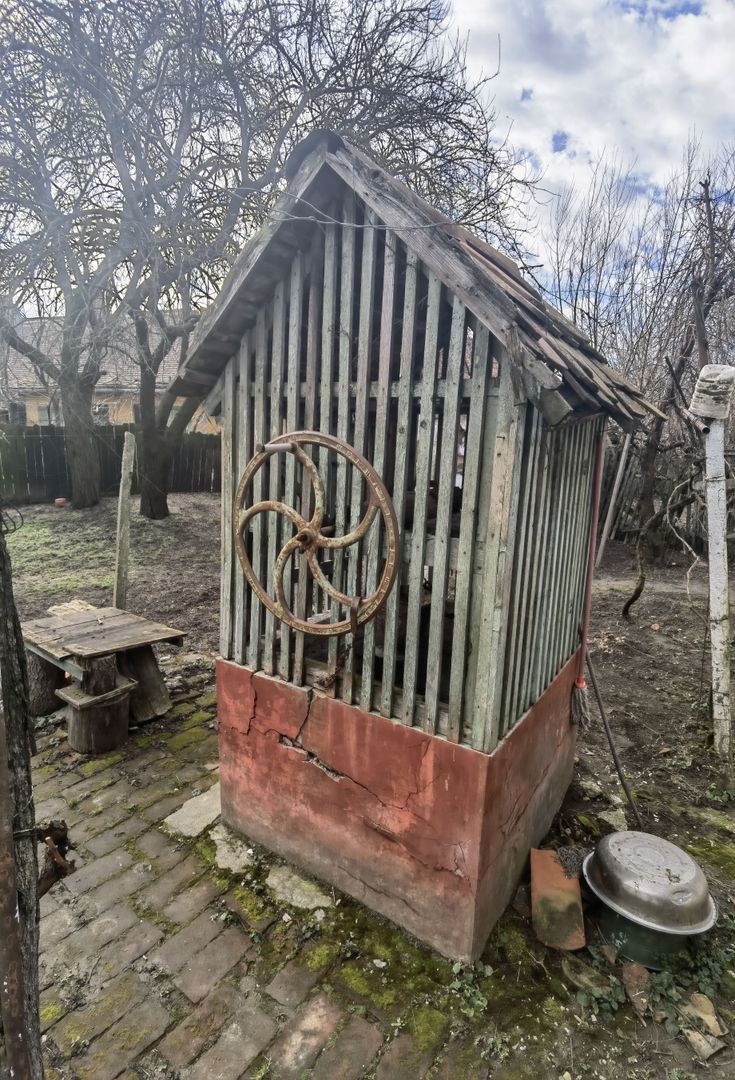 Casa cu teren generos- Recas - Poză 12