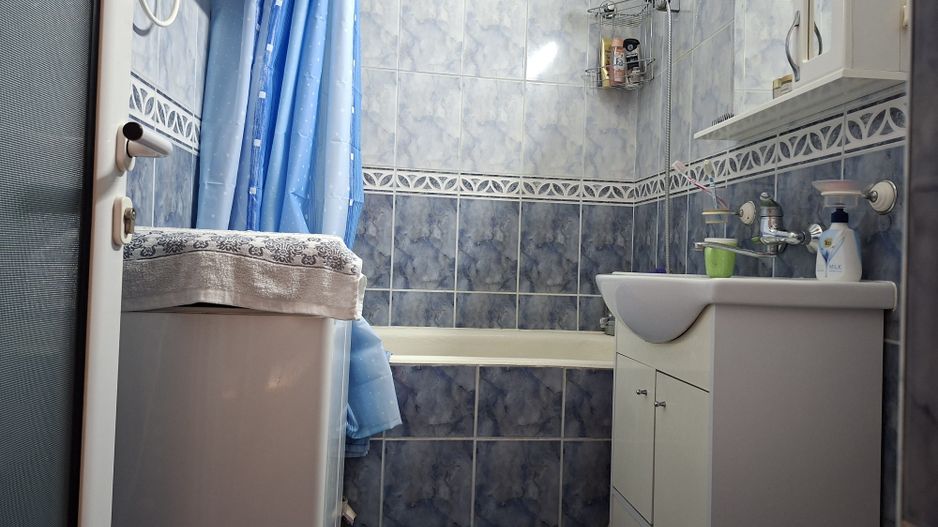 BRASADAS vinde ap 2 cam 52 mp. Etaj 4/4 ULTRACENTRAL. - Poză 6