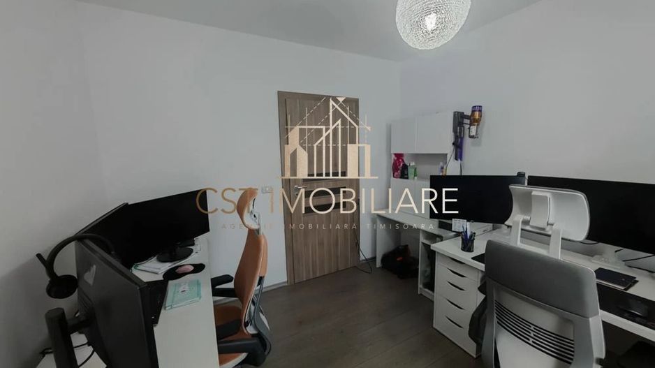 Apartament 3 camere Giroc zona ESO cu pod si loc de parcare - Poză 6