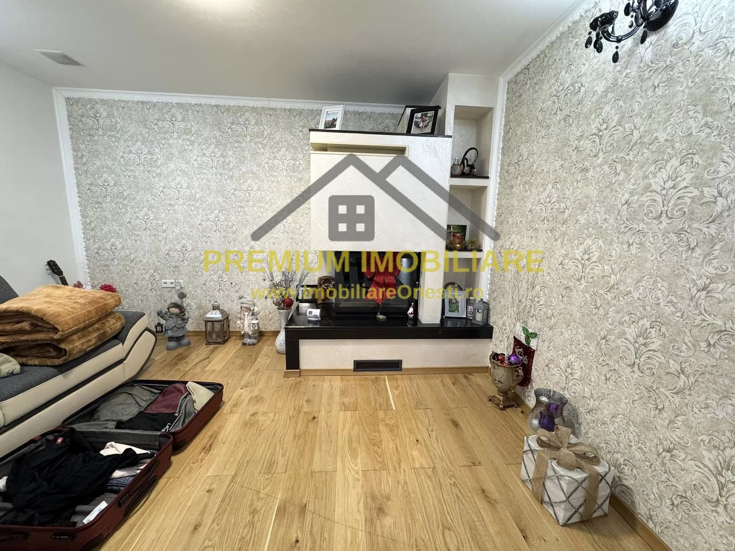 Vila la 13 km de Onesti - Poză 4