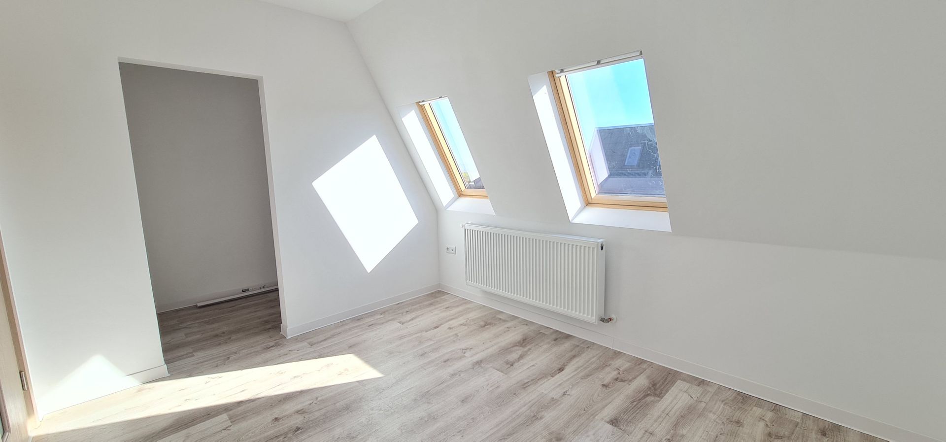 Casa finalizata intabulata in Cartier Izvor Tarlungeni Brasov - Poză 10