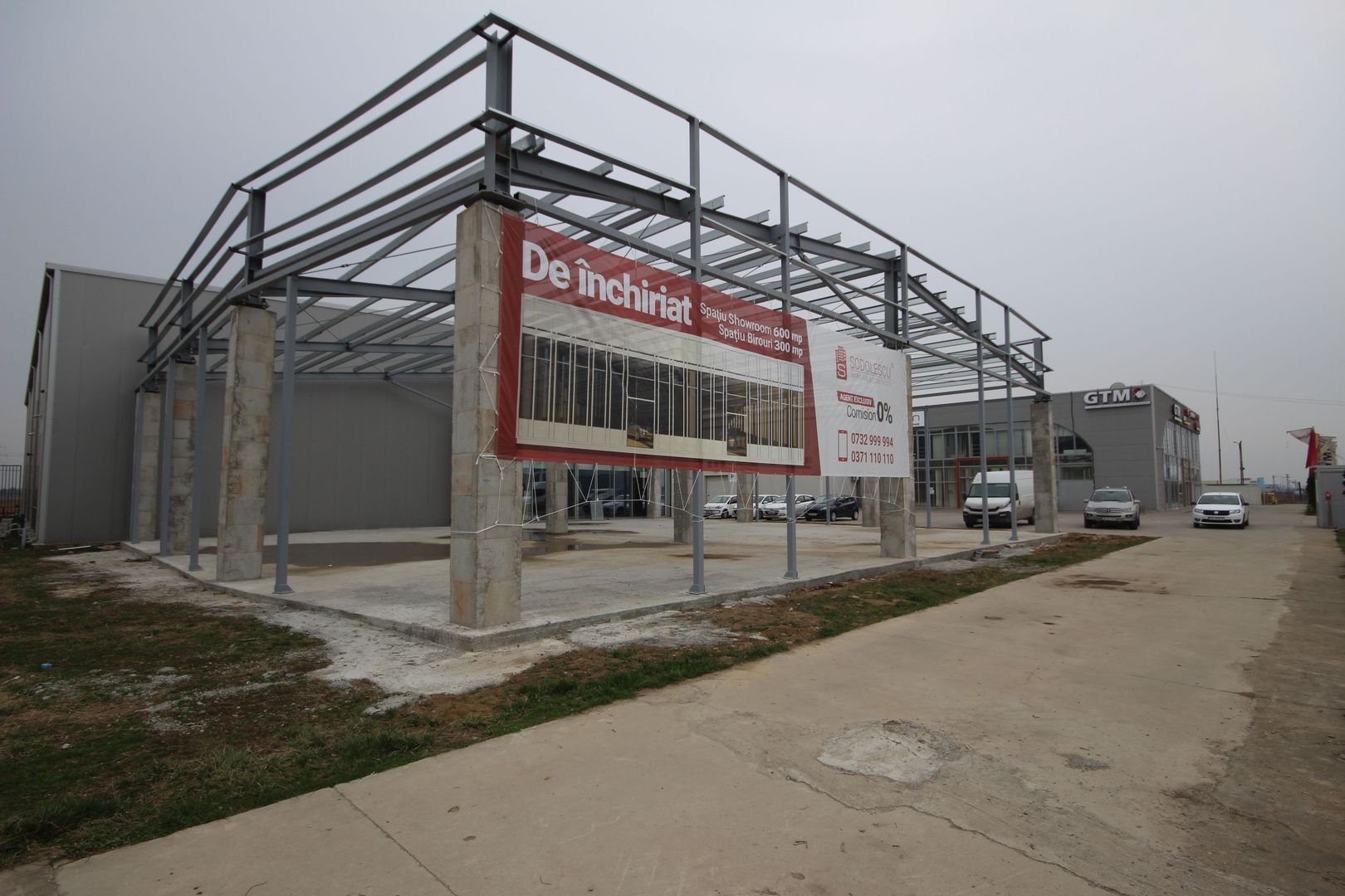 Spatiu Comercial,Showroom si birouri - inchiriere- 900 mp.  zona Calea Sagului - Poză 7