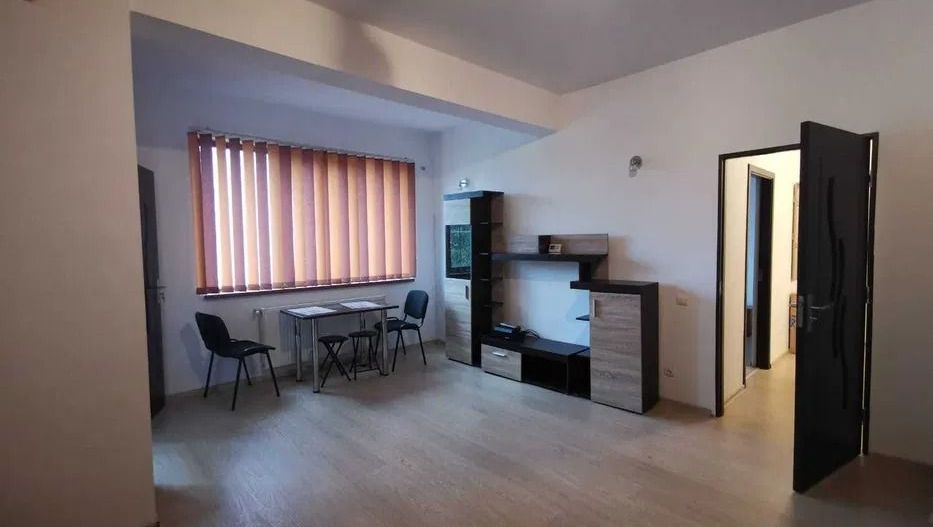 AP. 2 CAMERE GORJULUI, PET-FRIENDLY, CENTRALA, BLOC NOU, METROU 10 MIN - Poză 2