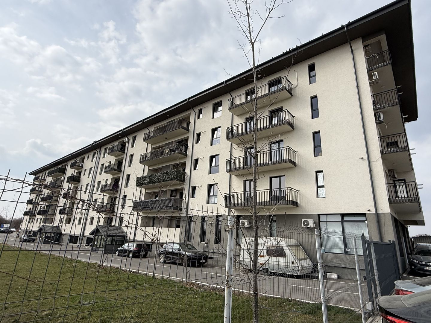 Ap 3 camere 94 mp - terasa 16 mp -loc parcare- bloc nou 2021 - Poză 20