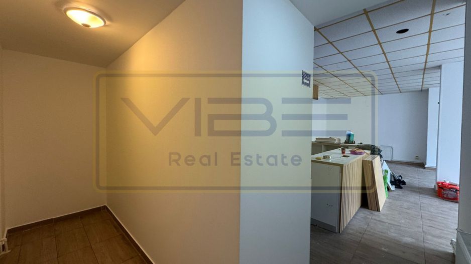 Spatiu la bulevard - Tudor Vladimirescu- Trafic intens ! - Poză 12