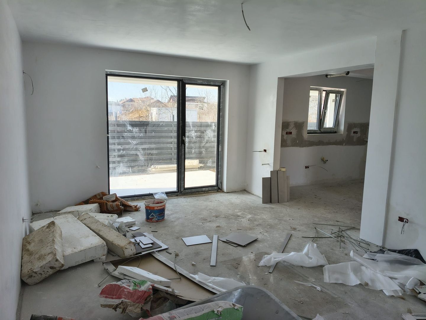 vila insir. 4cam,3bai + 1-2-3 parcari/centru Popesti Leordeni - Poză 17