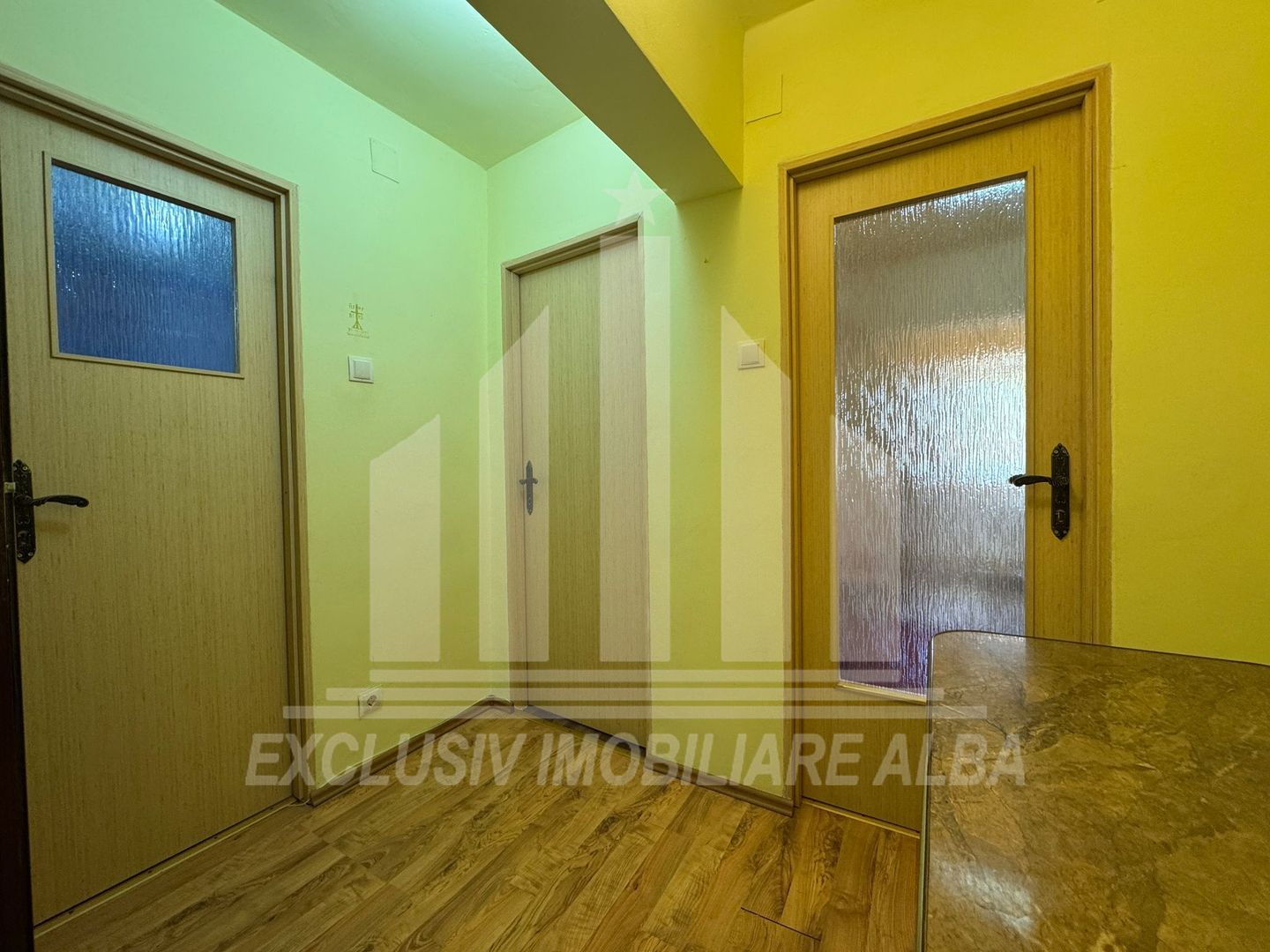 Garsoniera decomandata, etaj 2, Cetate - Poză 3