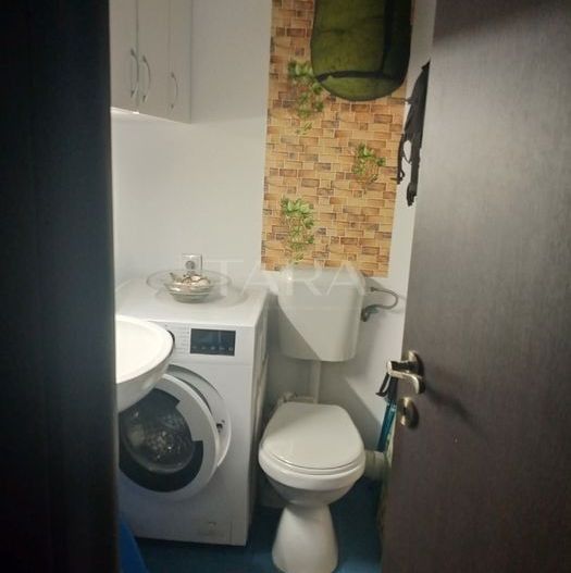 Apartament cu 3 camere de vânzare, Floresti - Poză 7