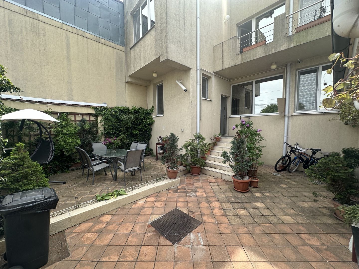CASA INDIVIDUALA - 306 MP UTILI, 2 CENTRALE, METROU 5 MINUTE, COMIS 0% - Poză 1