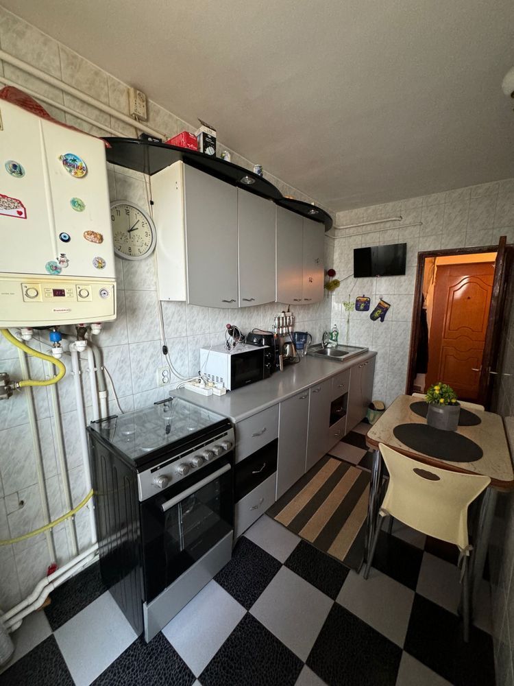 Apartament cu 2 camere zona micro39C - Poză 6