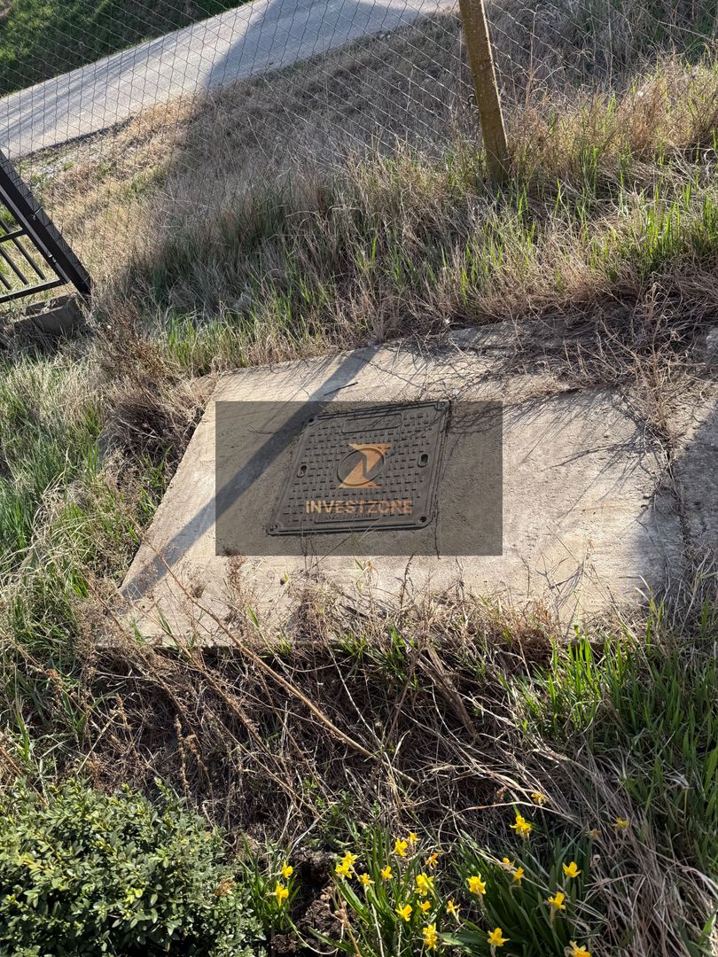 Casă spațioasă cu teren 806 mp - Poză 19