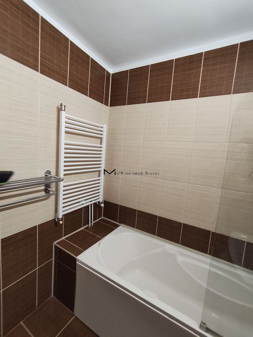 Apartament spațios de închiriat 3 camere Racadau - Poză 7