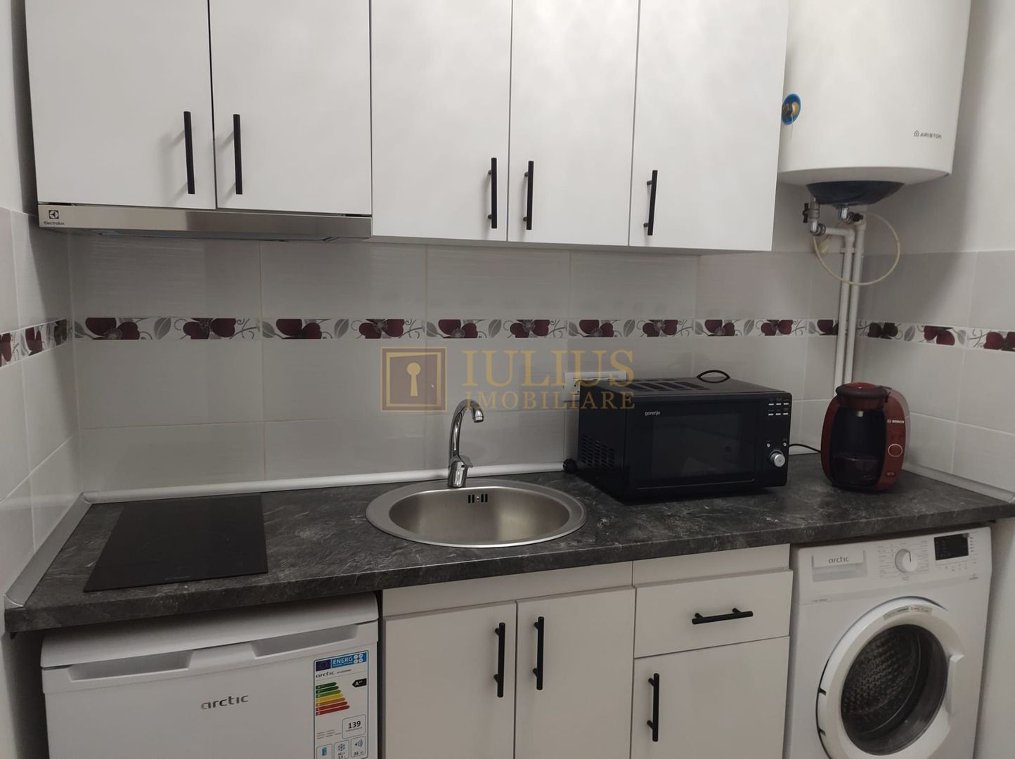 Studio 1C, Zona Lipovei, centrala proprie, disponibil imediat - Poză 8