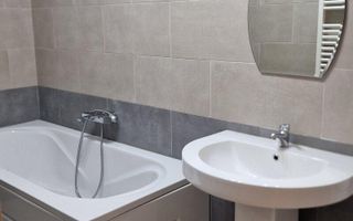 AP. 2 CAMERE CARTIERUL SOLAR, LOC PARCARE, CENTRALA, BUCATARIE INCHISA - Poză 4